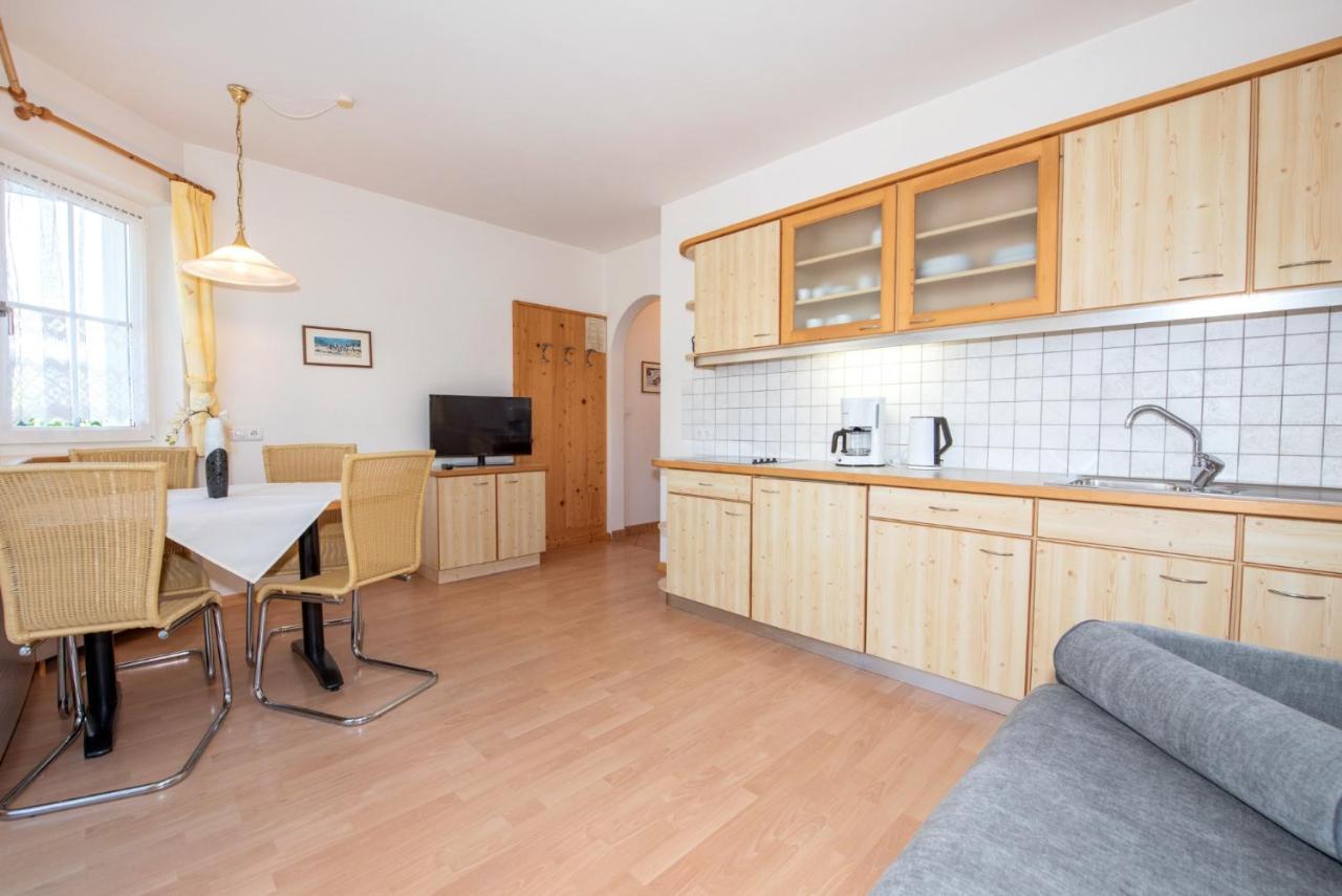 Mareithof Appartements Seeblick Caldaro Bagian luar foto